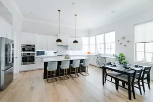 3317 Green Lilly Ln, Houston, TX 77008 - Photo 1