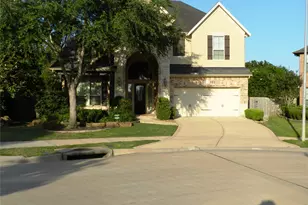 4419 Montcliff Bend Ct, Sugar Land, TX 77479 - Photo 1