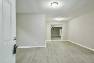 500 Farrer St, Angleton, TX 77515 - Photo 6