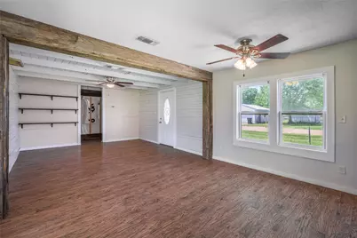 604 Fordtrand Street, Ellinger, TX 78938 - Photo 4