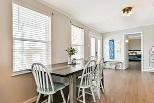 4214 Liberty Dr, Galveston, TX 77554 - Photo 8