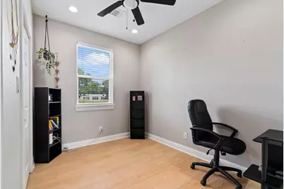 7393 Fairway Drive #B, Houston, TX 77087 - Photo 24