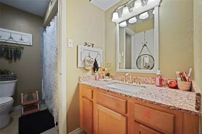 1314 Town Circle #1, Baytown, TX 77520 - Photo 8