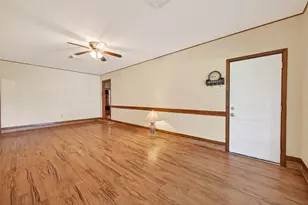 4019 Beatrice Ave, Dickinson, TX 77539 - Photo 8