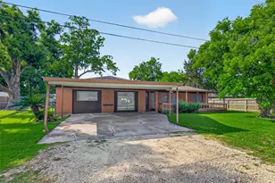 4019 Beatrice Ave, Dickinson, TX 77539 - Photo 4