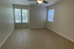 864 A Wax Myrtle Ln, Houston, TX 77079 - Photo 8