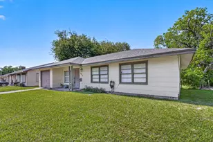 2926 Vance Ave, Texas City, TX 77590 - Photo 2