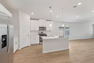 3300 Memorial Way, Texas City, TX 77591 - Photo 6