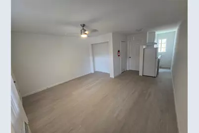 2501 Yoakum Boulevard #6, Houston, TX 77006 - Photo 4