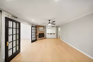 5354 Dumfries Dr, Houston, TX 77096 - Photo 20