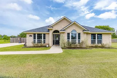 1001 Oak Street, Anahuac, TX 77514 - Photo 6