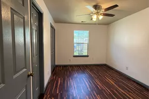1303 A Edison St, Baytown, TX 77520 - Photo 4