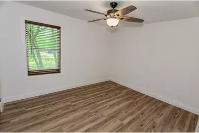 3 Raindream Place, The Woodlands, TX 77381 - Photo 12