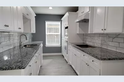 510 Donnacorey Drive, Houston, TX 77013 - Photo 6