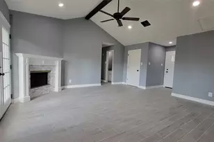 510 Donnacorey Dr, Houston, TX 77013 - Photo 2
