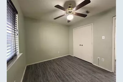 8903 Aspen Place Drive, Houston, TX 77071 - Photo 16