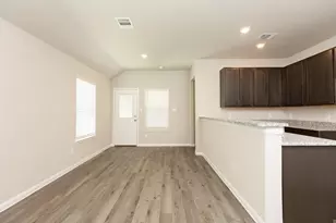 5615 James Michael Dr, Rosharon, TX 77583 - Photo 6