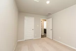 5615 James Michael Dr, Rosharon, TX 77583 - Photo 16