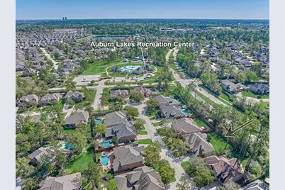 6615 Pelham Chase Drive, Spring, TX 77389 - Photo 2