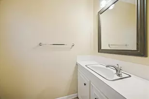 6207 S Braeswood Blvd, Houston, TX 77096 - Photo 22