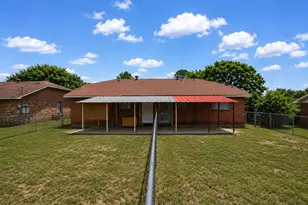 406 W Oak St, Highlands, TX 77562 - Photo 42