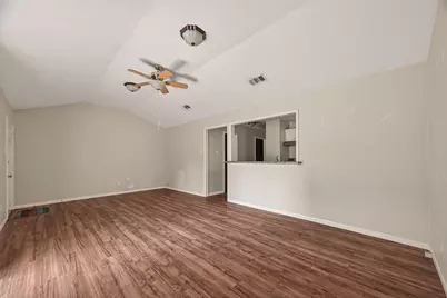 406 W Oak Street, Highlands, TX 77562 - Photo 26