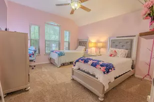 12902 Lady Jane Ct, Houston, TX 77044 - Photo 32