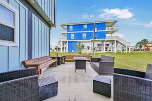 22818 Buena St, Galveston, TX 77554 - Photo 12