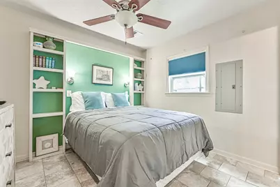 22818 Buena Street, Galveston, TX 77554 - Photo 44