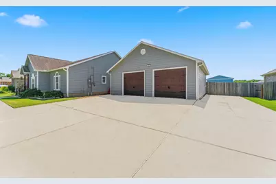 1320 Oregon Street, La Porte, TX 77571 - Photo 4