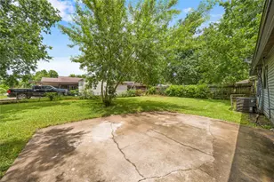 6003 Westover St, Houston, TX 77033 - Photo 6