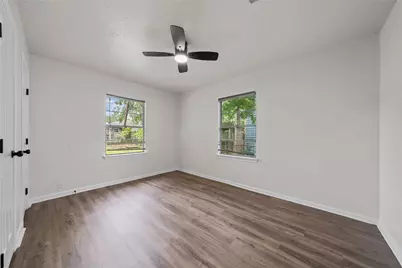 6003 Westover Street, Houston, TX 77033 - Photo 18