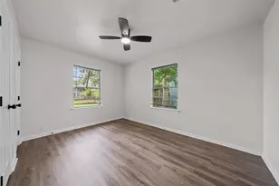 6003 Westover St, Houston, TX 77033 - Photo 18