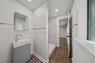 6003 Westover St, Houston, TX 77033 - Photo 22