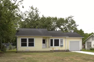 1109 Manor Dr, Victoria, TX 77901 - Photo 1