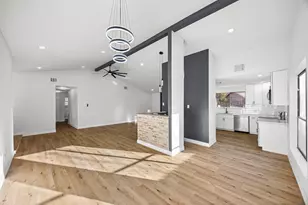 6703 Casablanca Dr, Houston, TX 77088 - Photo 12