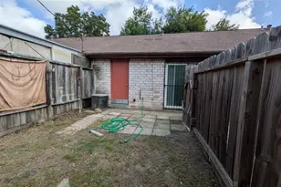 7445 Cook Rd, Houston, TX 77072 - Photo 8