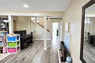 781 Country Pl Dr, Houston, TX 77079 - Photo 10