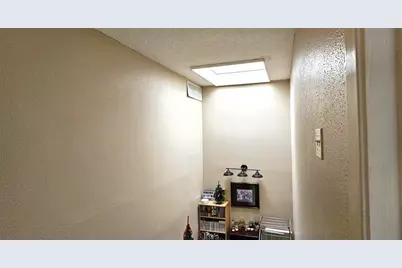 781 Country Place Drive #2016, Houston, TX 77079 - Photo 14