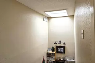 781 Country Pl Dr, Houston, TX 77079 - Photo 14