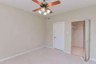 8055 Cambridge St, Houston, TX 77054 - Photo 16
