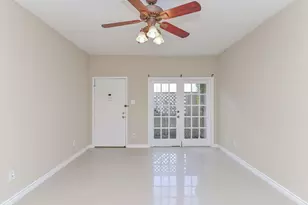 8055 Cambridge St, Houston, TX 77054 - Photo 8