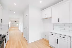 7903 Sunnyhill St, Houston, TX 77088 - Photo 8