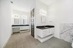 710 Stanford St, Houston, TX 77019 - Photo 14