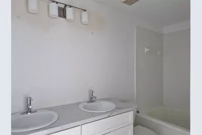 18914 Remington Mill Drive, Houston, TX 77073 - Photo 18