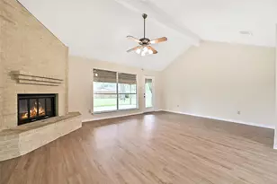 812 Sandringham Dr, Friendswood, TX 77546 - Photo 6