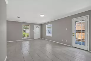13642 Paxton Dr, Houston, TX 77014 - Photo 12
