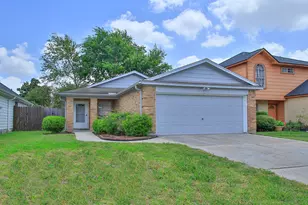 13642 Paxton Dr, Houston, TX 77014 - Photo 2