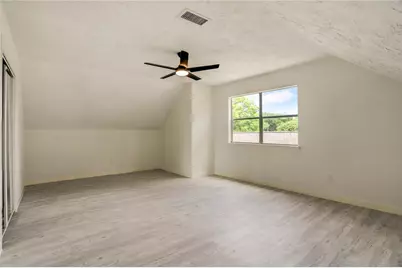 7926 Windy Creek Drive, Houston, TX 77040 - Photo 32