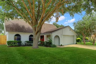 7926 Windy Creek Drive, Houston, TX 77040 - Photo 2